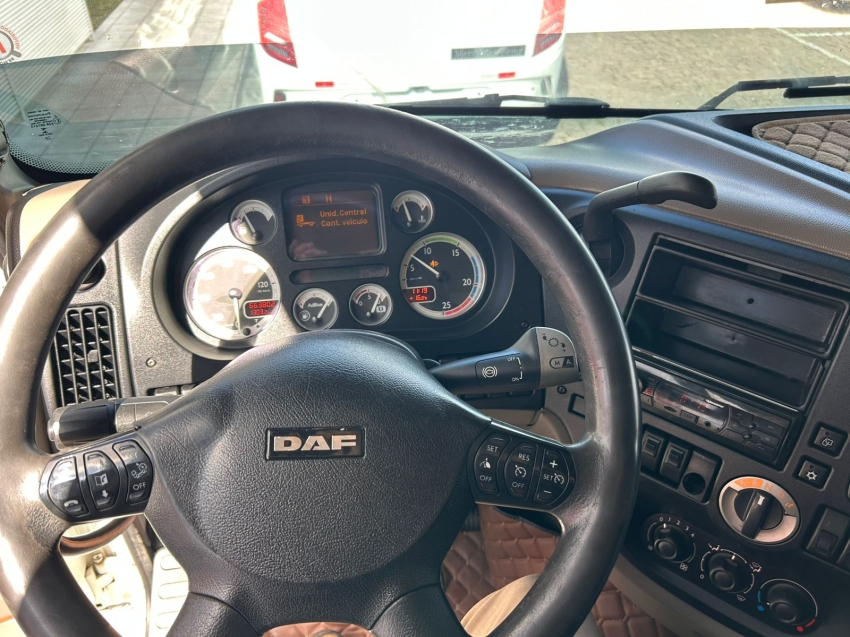 daf xf 105. 460 6x2 2018