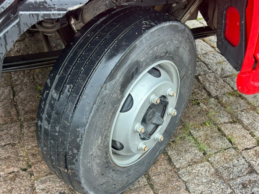 mercedes-benz accelo 1016 carroceria automatico 160 diesel 2p 2019