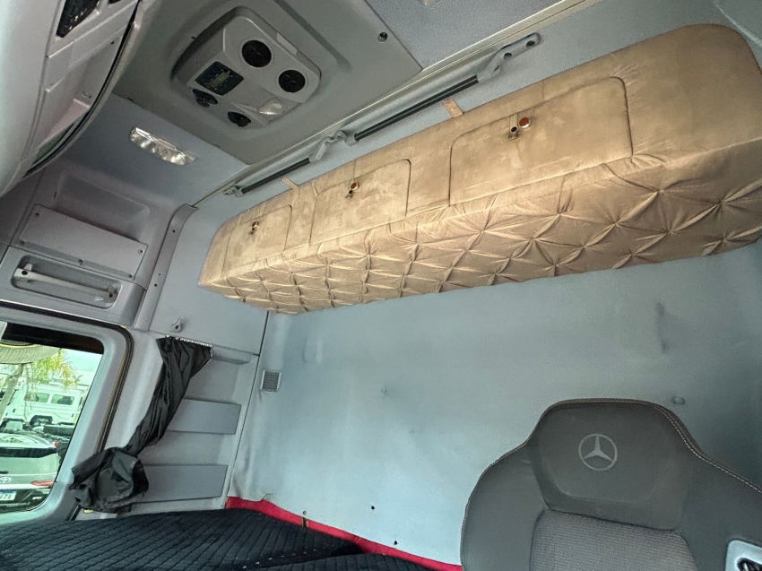 mercedes-benz actros 2546 ls confort 460 diesel 2p automatico 2018