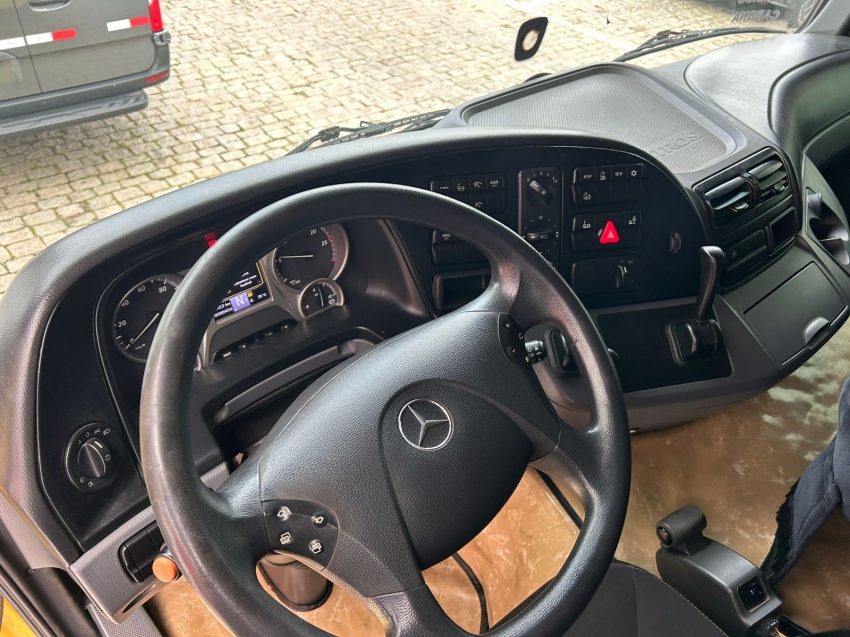 mercedes-benz actros 2546 ls confort 460 diesel 2p automatico 2018
