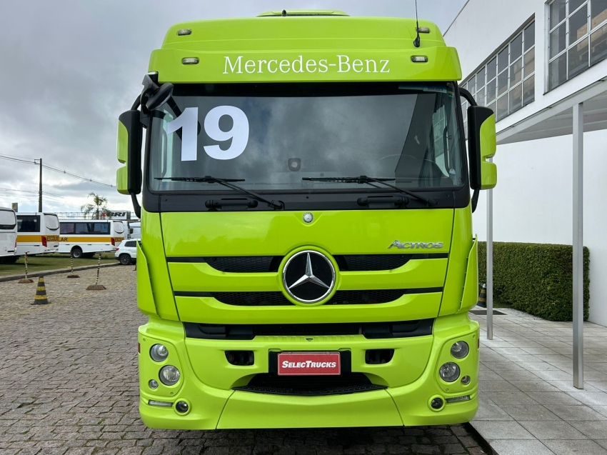 mercedes-benz actros 2546 ls confort 460 diesel 2p automatico 2019
