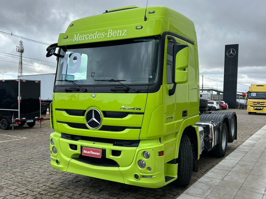 mercedes-benz actros 2546 ls confort 460 diesel 2p automatico 2019