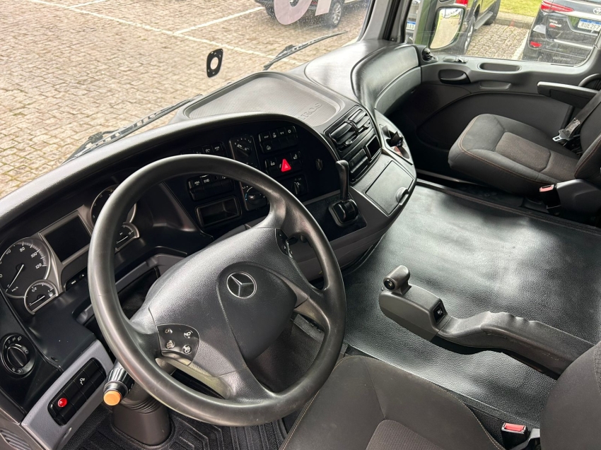 mercedes-benz actros 2546 ls confort 460 diesel 2p automatico 2019