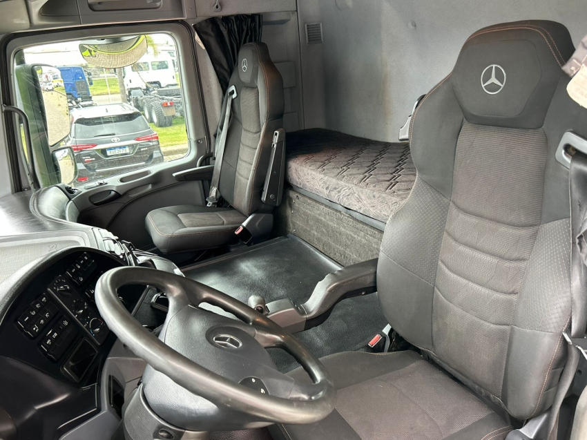 mercedes-benz actros 2546 ls confort 460 diesel 2p automatico 2019