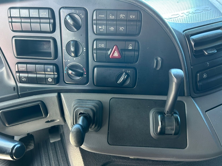 mercedes-benz actros 2546 ls confort 460 diesel 2p automatico 2014