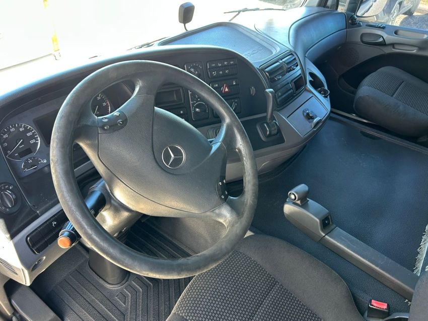 mercedes-benz actros 2546 ls confort 460 diesel 2p automatico 2014