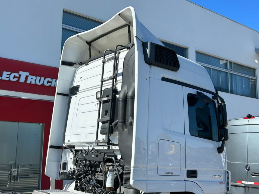 mercedes-benz actros 2546 ls confort 460 diesel 2p automatico 2014