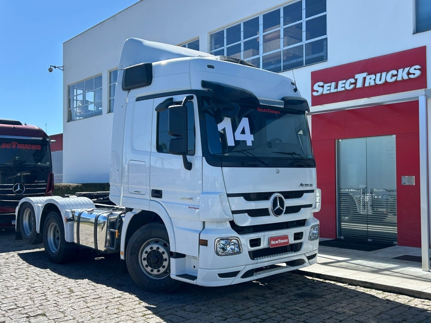 mercedes-benz actros 2546 ls confort 460 diesel 2p automatico 2014