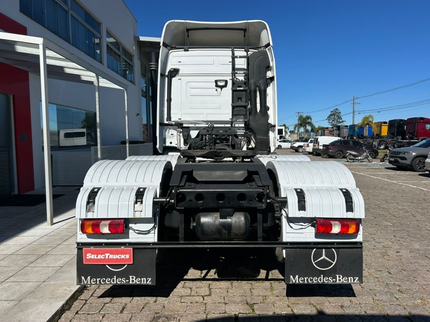 mercedes-benz actros 2546 ls confort 460 diesel 2p automatico 2014