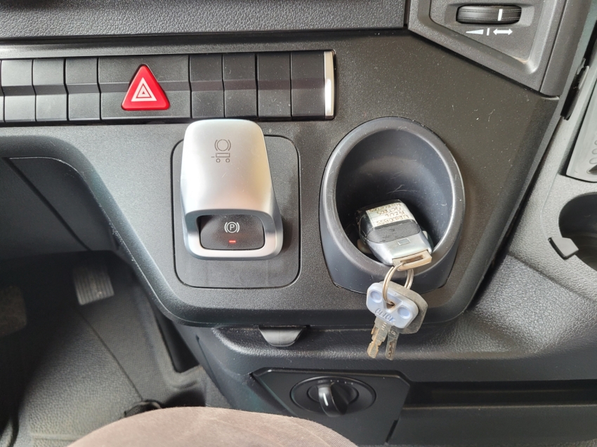 mercedes-benz actros 2651 6x4 510 diesel automatico 2021 mercedes-benz actros 2651 6x4 510 diesel automatico 2021