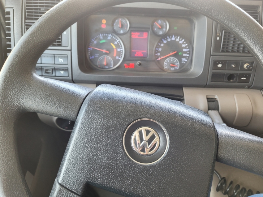 volkswagen 24-280 crm 6x2 constellation 280 diesel manual 2019 volkswagen 24-280 crm 6x2 constellation 280 diesel manual 2019
