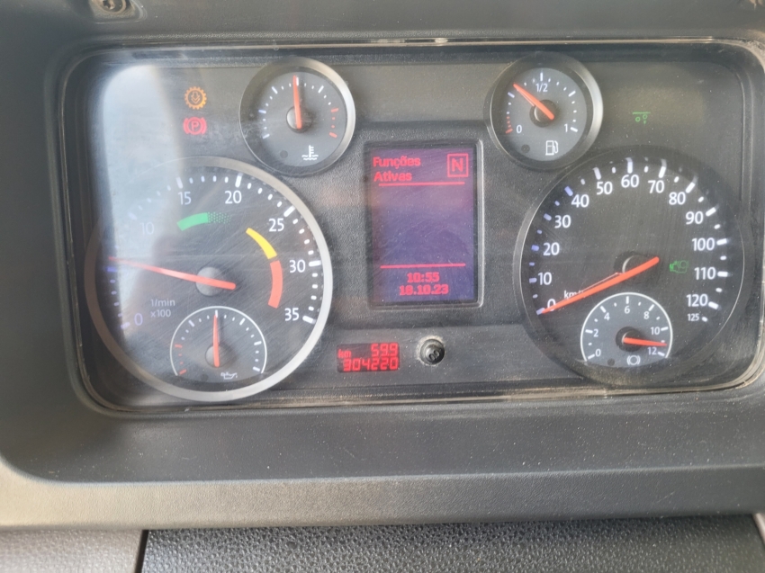 volkswagen 24-280 crm 6x2 constellation 280 diesel manual 2019 volkswagen 24-280 crm 6x2 constellation 280 diesel manual 2019