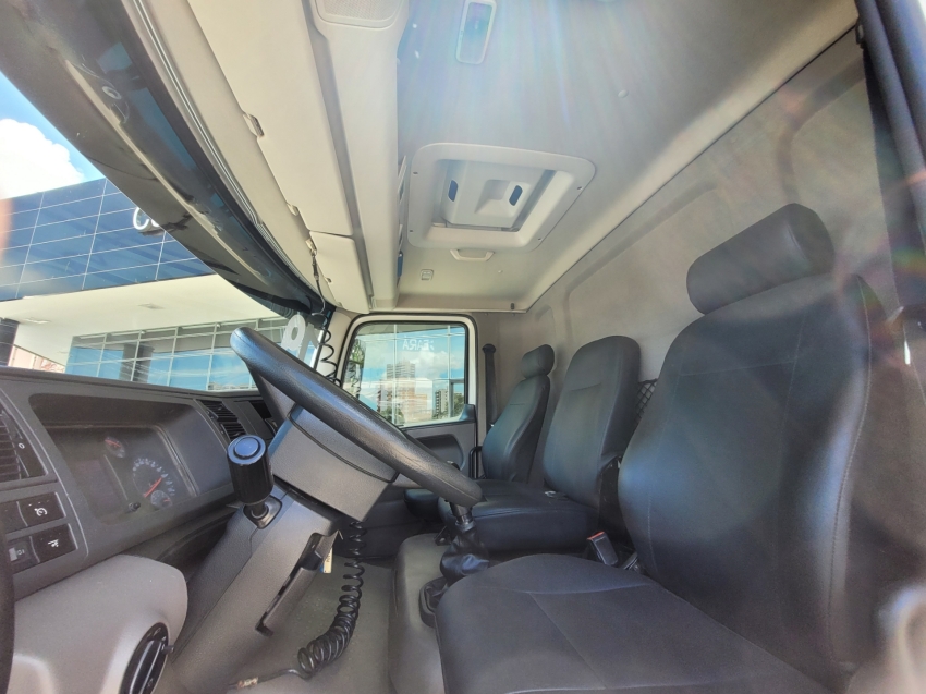 volkswagen 24-280 crm 6x2 constellation 280 diesel manual 2019 volkswagen 24-280 crm 6x2 constellation 280 diesel manual 2019