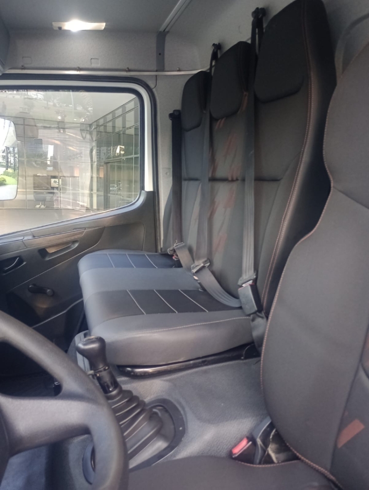 mercedes-benz atego 1419.