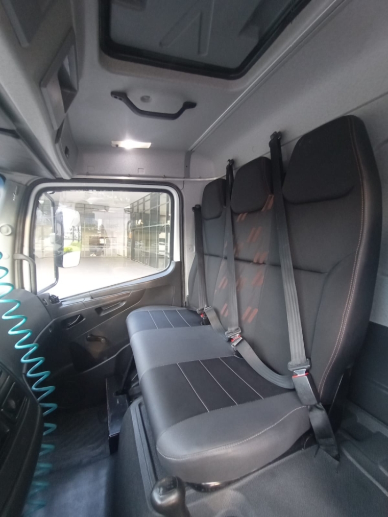 mercedes-benz atego 1419.