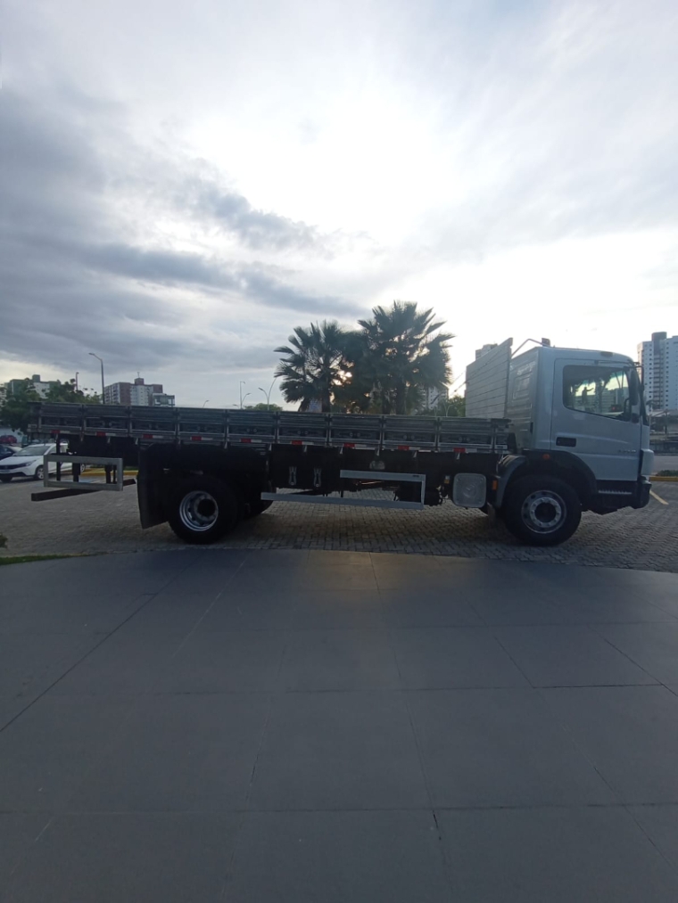mercedes-benz atego 1419.