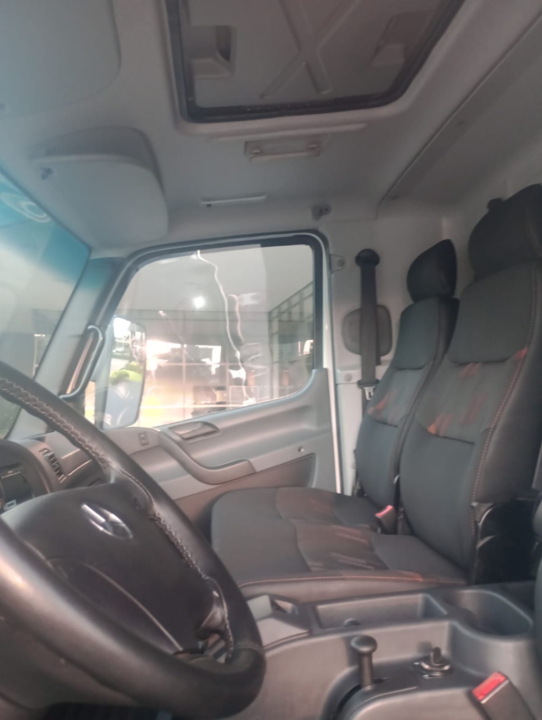 mercedes-benz - accelo 1316 6x2 2021/21