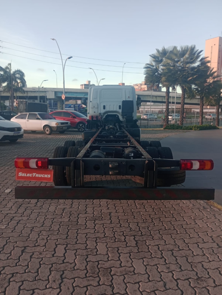 mercedes-benz - accelo 1316 6x2 2021/21