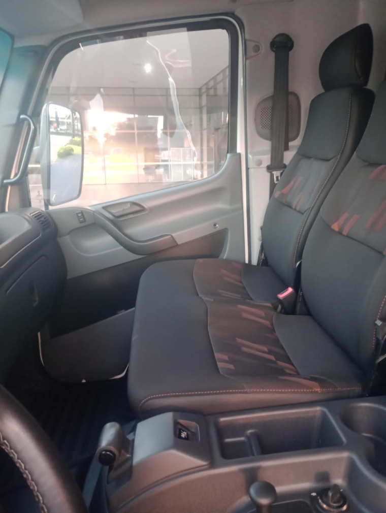 mercedes-benz - accelo 1316 6x2 2021/21