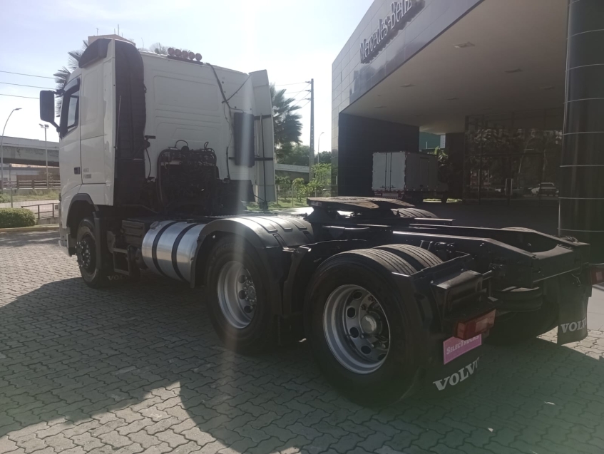 volvo / fh 460 - 6x2  2014/15 teto baixo