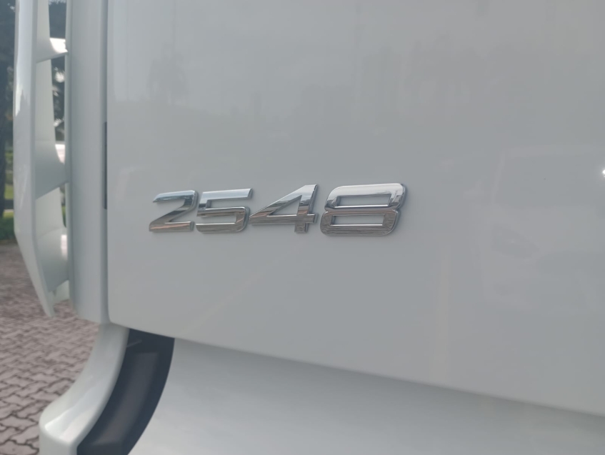 mercedes benz - new actros 2548 -6x2 / 2022 cavalo mecanico