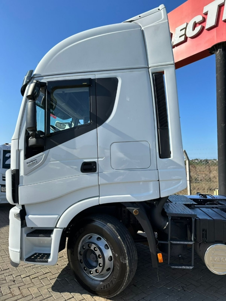iveco stralis hiway 440 diesel automatico 2022 iveco stralis hiway 440 diesel automatico 2022