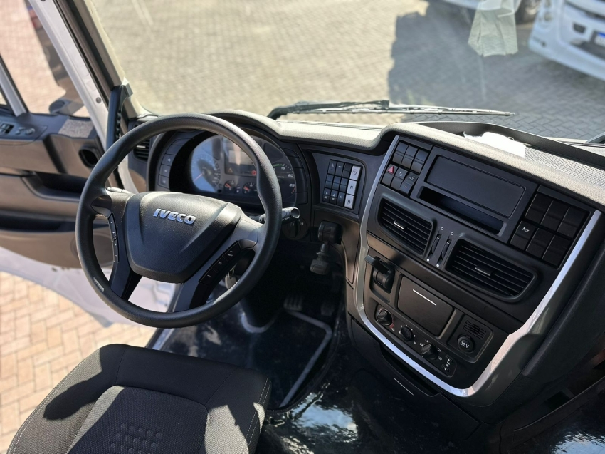 iveco stralis hiway 440 diesel automatico 2022 iveco stralis hiway 440 diesel automatico 2022