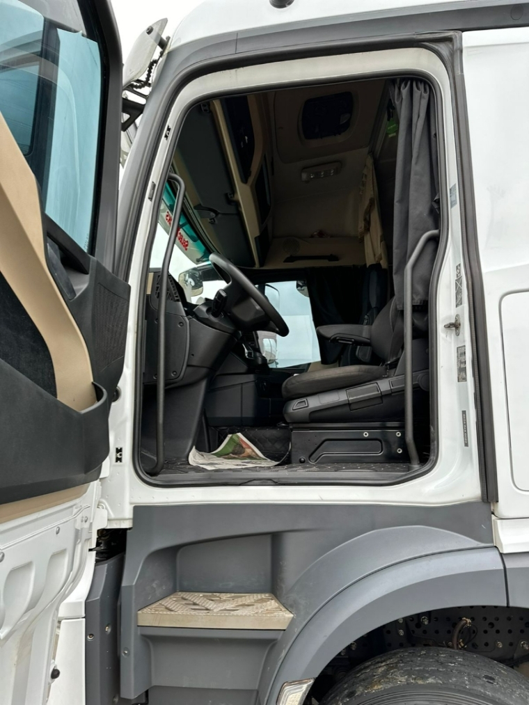 mercedes-benz actros 2651 s 510 diesel automatico 2021