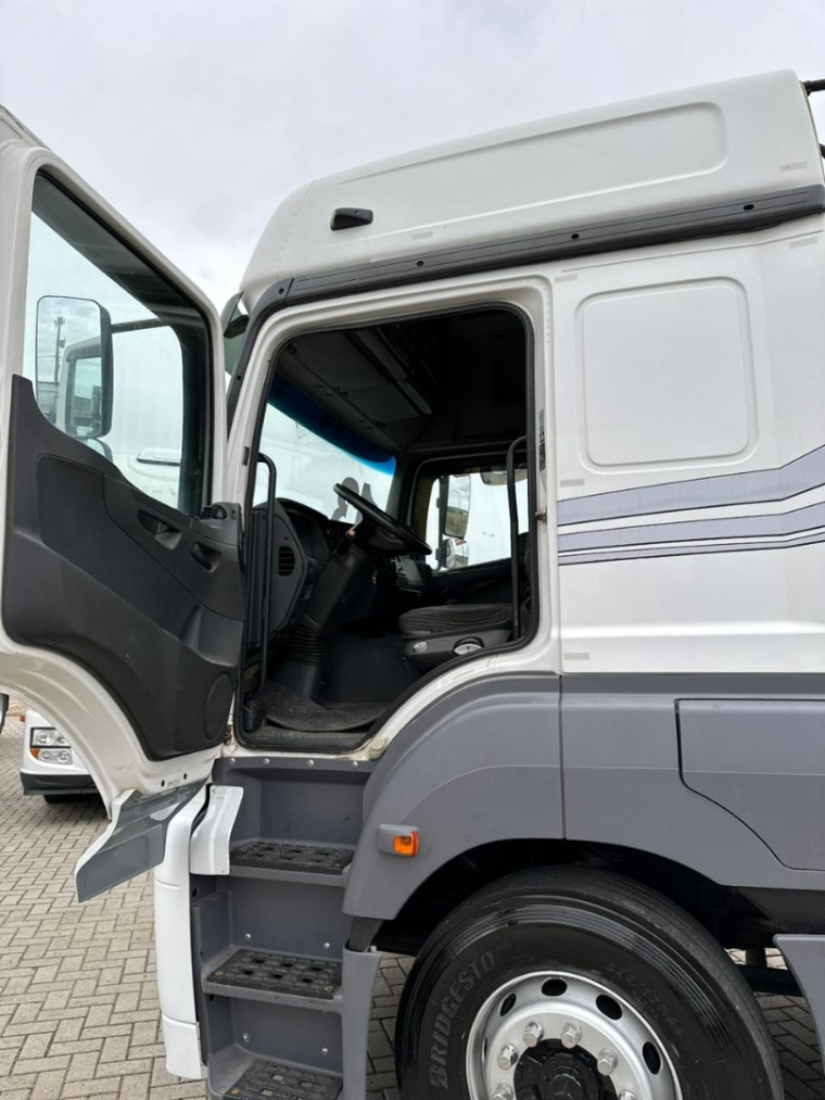 mercedes-benz axor 2644 s 440 diesel automatico 2013 mercedes-benz axor 2644 s 440 diesel automatico 2013