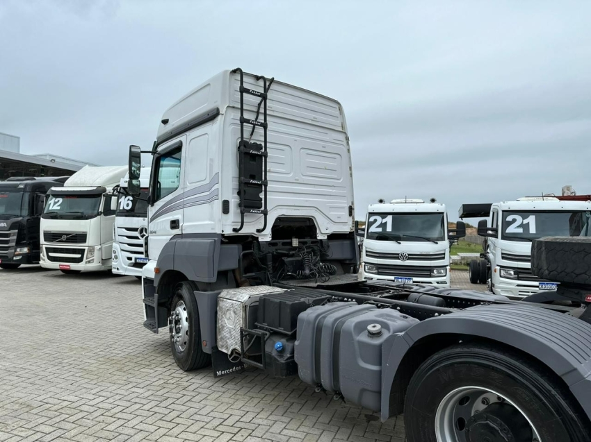 mercedes-benz axor 2644 s 440 diesel automatico 2013 mercedes-benz axor 2644 s 440 diesel automatico 2013