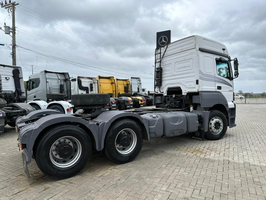 mercedes-benz axor 2644 s 440 diesel automatico 2013 mercedes-benz axor 2644 s 440 diesel automatico 2013