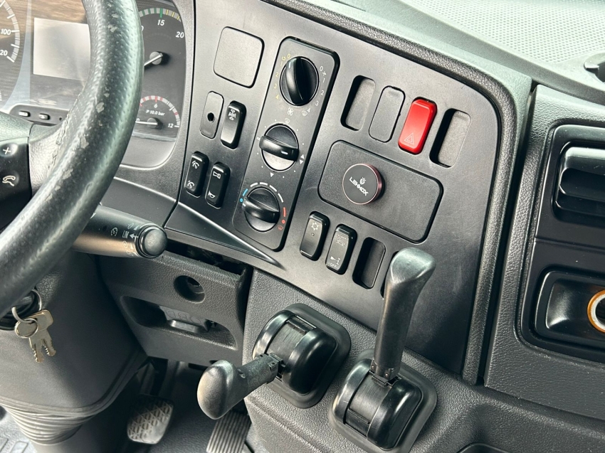 mercedes benz axor 2041 ls 4x2 2019