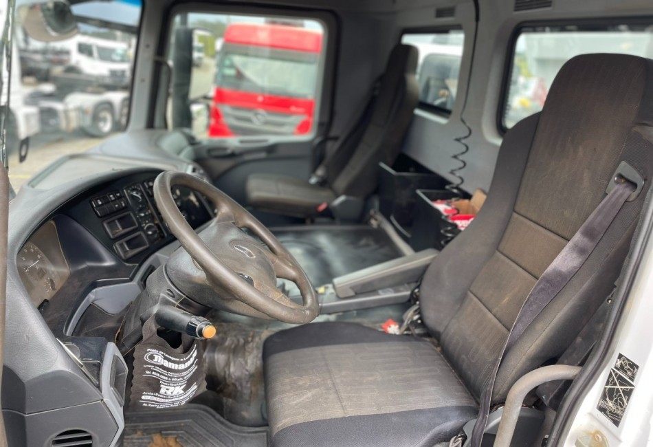 mercedes-benz actros 4844 8x4 16/16 selectrucks 80 diesel automatico 2016 mercedes-benz actros 4844 8x4 16/16 selectrucks 80 diesel automatico 2016