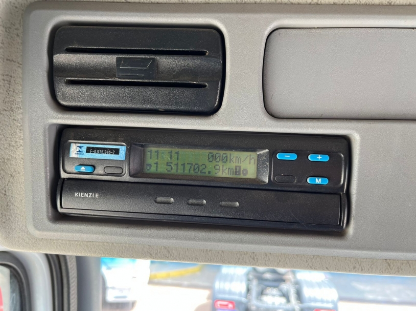 mercedes-benz axor 2535 6x2 350 diesel manual 2009 mercedes-benz axor 2535 6x2 350 diesel manual 2009