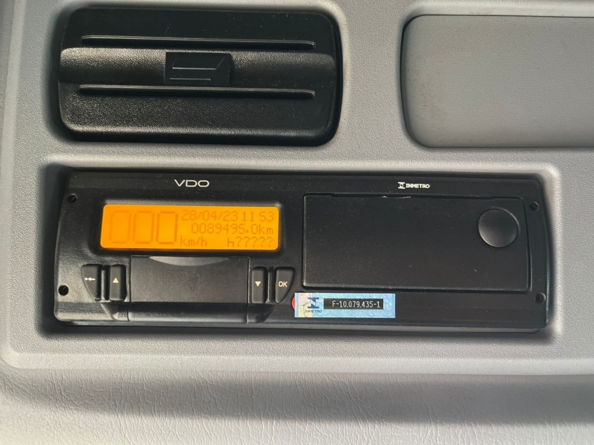 mercedes-benz 2544 6x2 80 diesel automatico 2022 mercedes-benz 2544 6x2 80 diesel automatico 2022