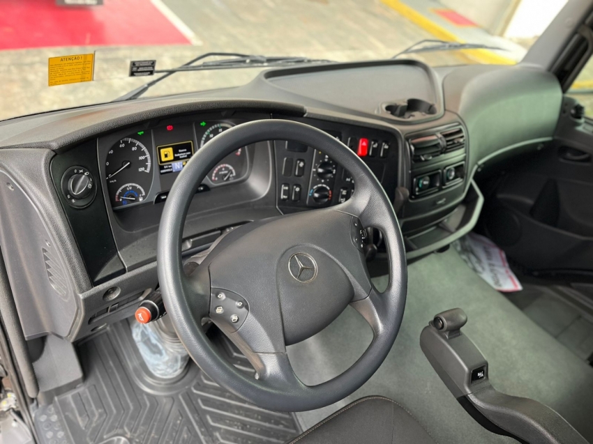 mercedes-benz 2544 6x2 80 diesel automatico 2022 mercedes-benz 2544 6x2 80 diesel automatico 2022