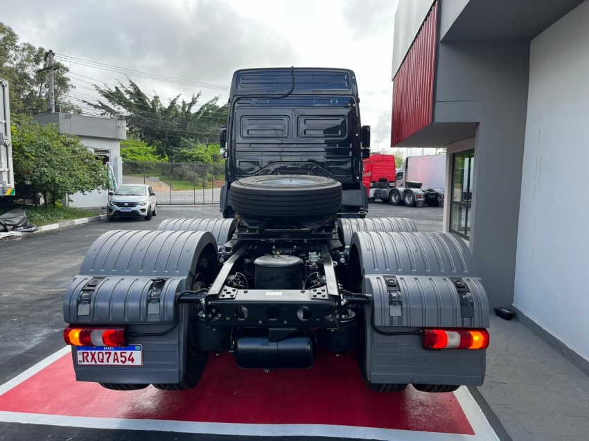 mercedes-benz 2544 6x2 80 diesel automatico 2022 mercedes-benz 2544 6x2 80 diesel automatico 2022