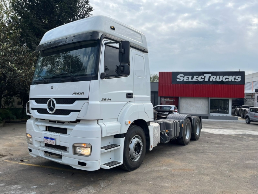 mercedes benz axor 2644 6x4 20/21 selectrucks