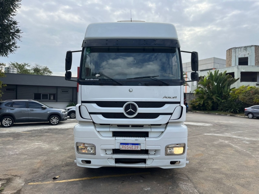 mercedes benz axor 2644 6x4 20/21 selectrucks