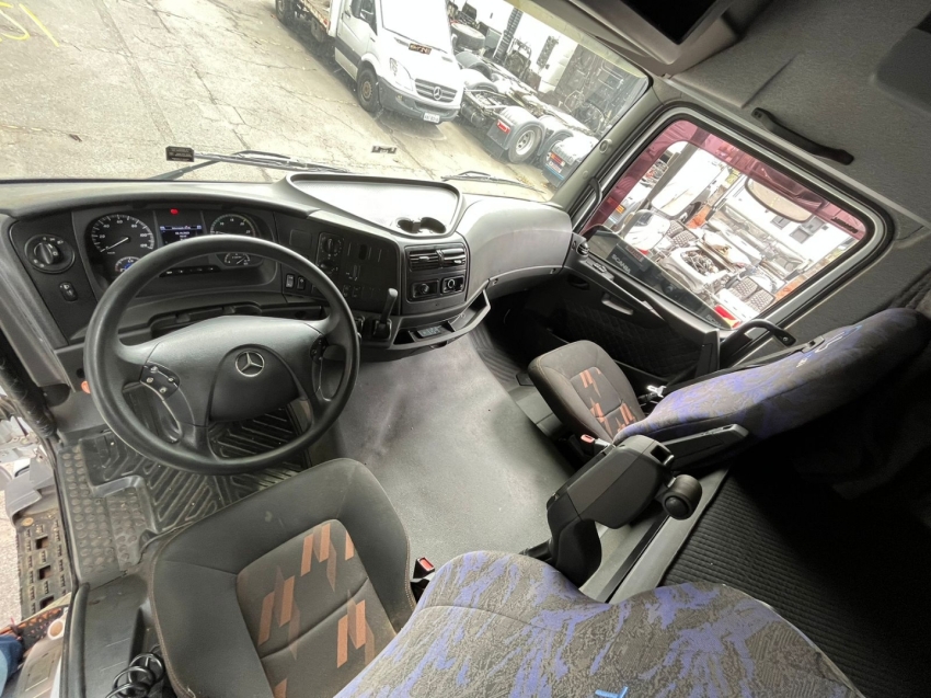 mercedes-benz axor 2644 6x4 440 diesel automatico 2022 mercedes-benz axor 2644 6x4 440 diesel automatico 2022