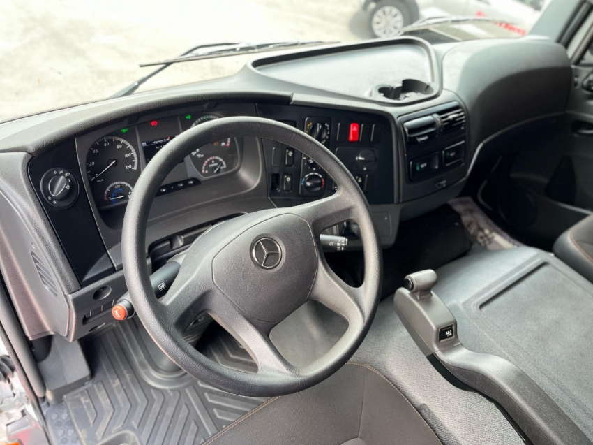mercedes-benz atego 2430 6x2 300 diesel automatico 2022 mercedes-benz atego 2430 6x2 300 diesel automatico 2022
