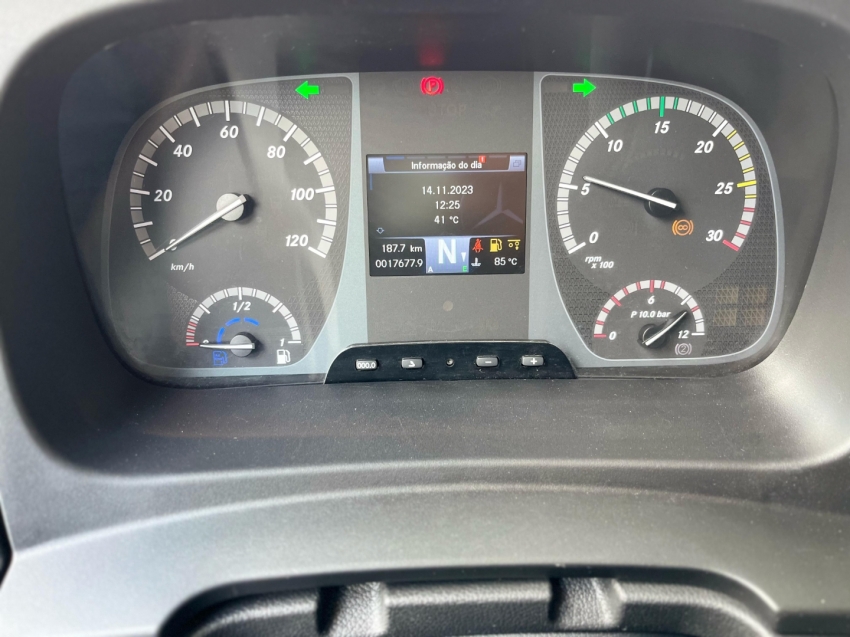 mercedes-benz atego 2430 6x2 300 diesel automatico 2022 mercedes-benz atego 2430 6x2 300 diesel automatico 2022