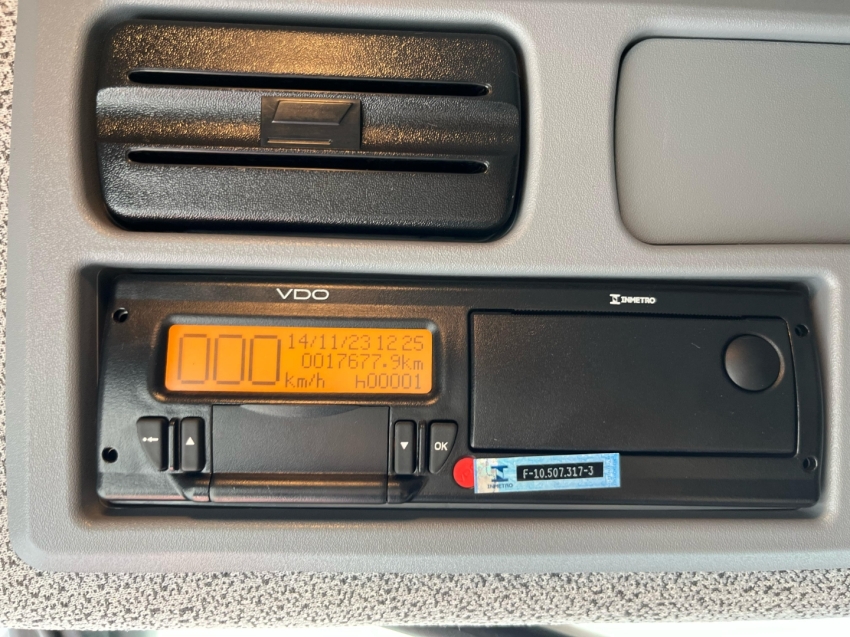 mercedes-benz atego 2430 6x2 300 diesel automatico 2022 mercedes-benz atego 2430 6x2 300 diesel automatico 2022