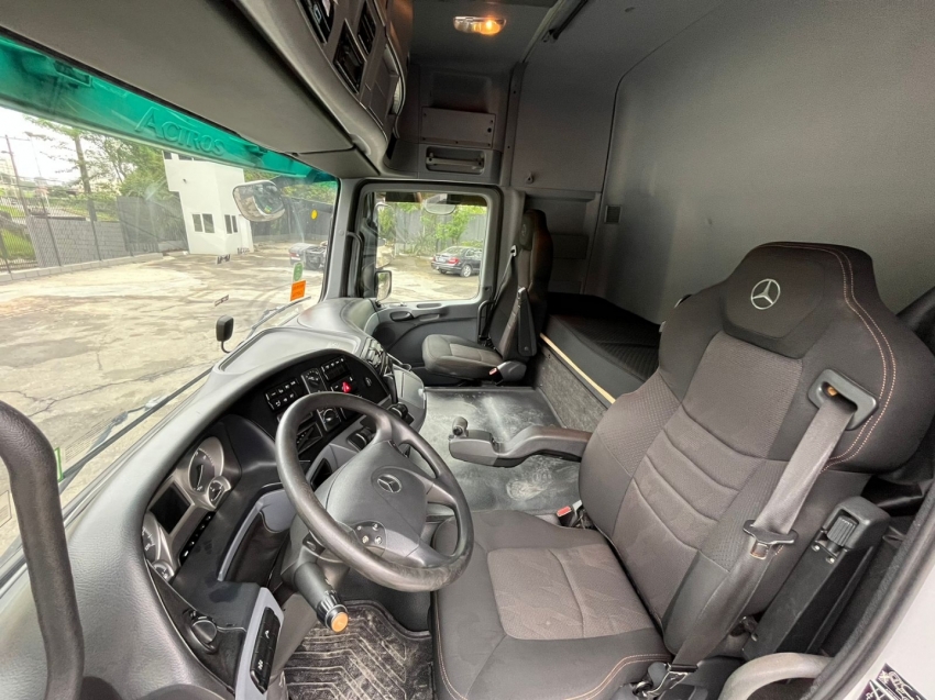 mercedes-benz actros 6x4 510 diesel automatico 2018