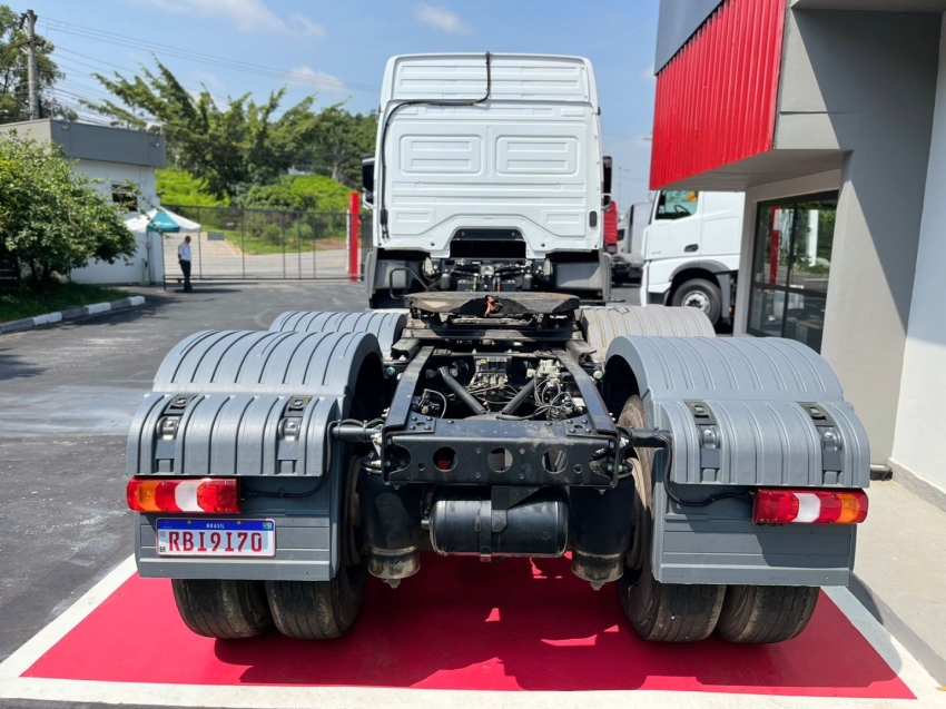 mercedes-benz 2544 6x2 440 diesel automatico 2022 mercedes-benz 2544 6x2 440 diesel automatico 2022