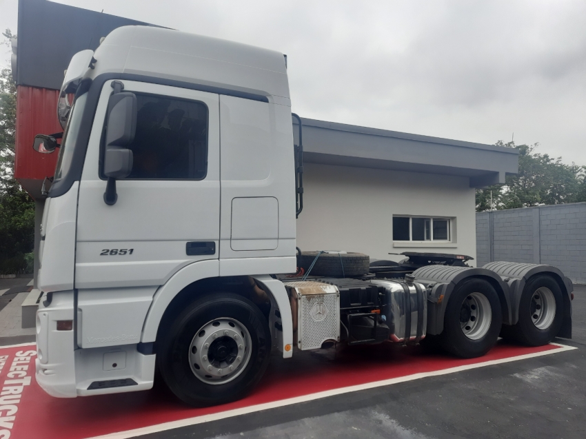 mercedes benz actros 2651 6x4 18/19 c/ retarder selectrucks