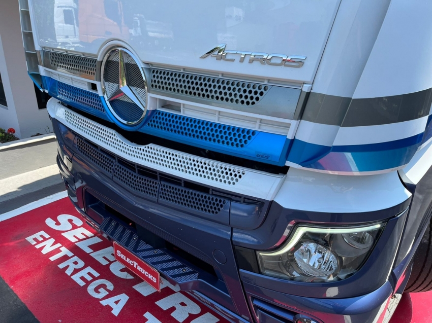mercedes-benz actros 2651 6x4 510 diesel automatico 2022 mercedes-benz actros 2651 6x4 510 diesel automatico 2022