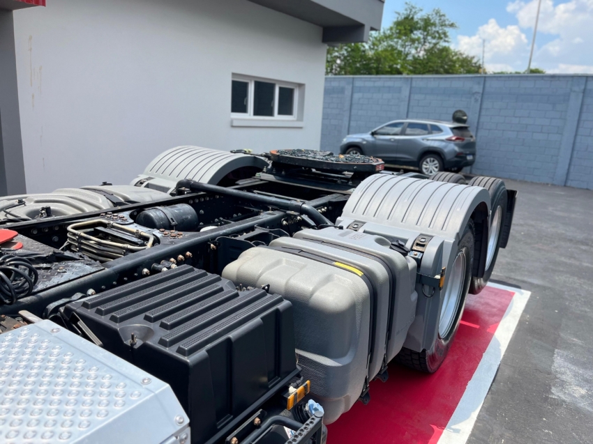 mercedes-benz axor 2544 6x2 440 diesel automatico 2021 mercedes-benz axor 2544 6x2 440 diesel automatico 2021