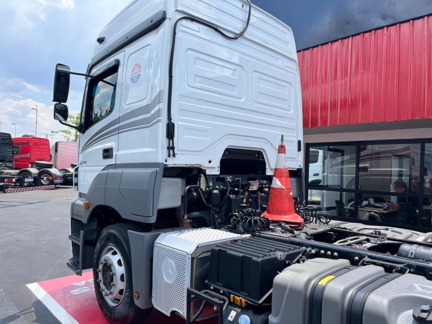 mercedes-benz axor 6x2 440 diesel automatico 2021