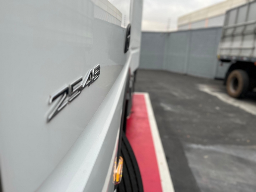 mercedes-benz actros 2548 6x2 480 diesel automatico 2021 mercedes-benz actros 2548 6x2 480 diesel automatico 2021